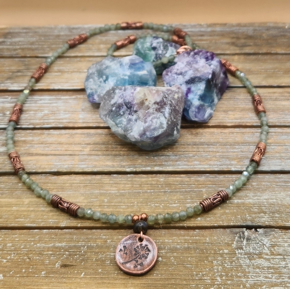 Faceted Green Apatite, Copper Tube Beads and A Copper Plated Dandelion Pendant - Picture 3 of 7